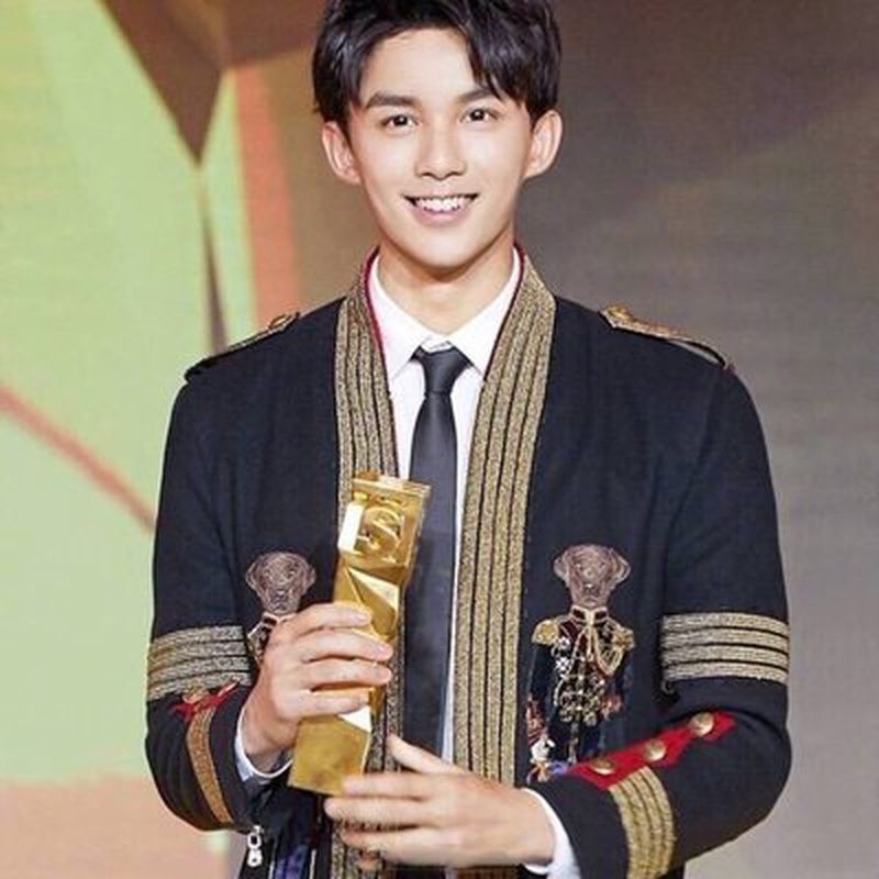 吴磊